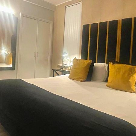 *Luxury 9Ine Lush Jacuzzi Apartment & Balcony* 버밍엄 외부 사진