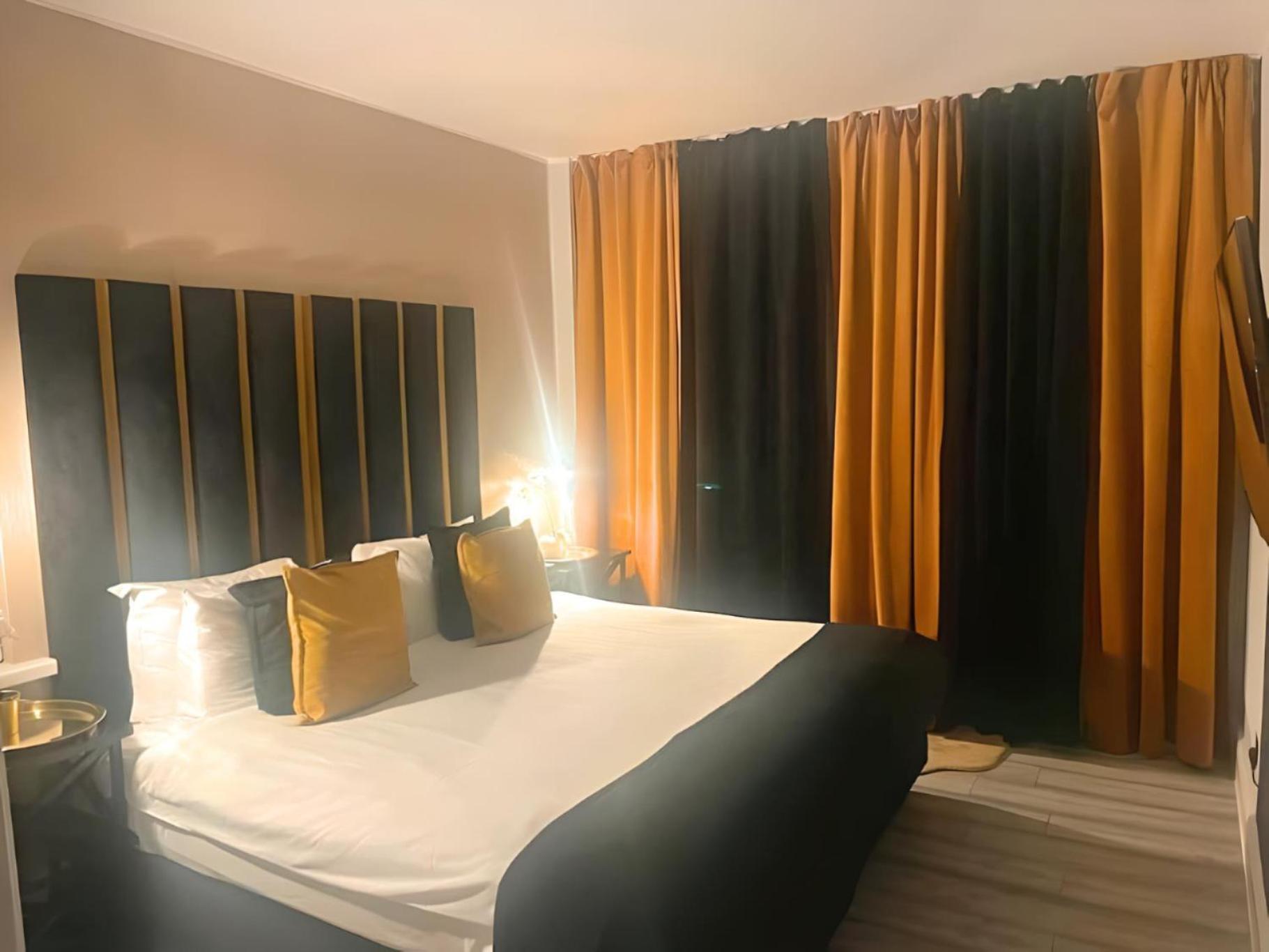 *Luxury 9Ine Lush Jacuzzi Apartment & Balcony* 버밍엄 외부 사진