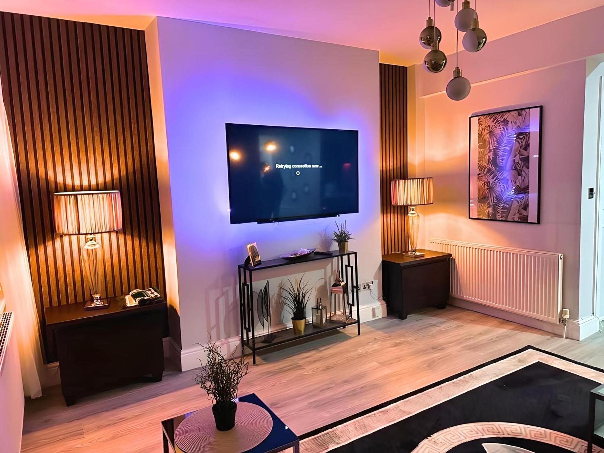 *Luxury 9Ine Lush Jacuzzi Apartment & Balcony* 버밍엄 외부 사진