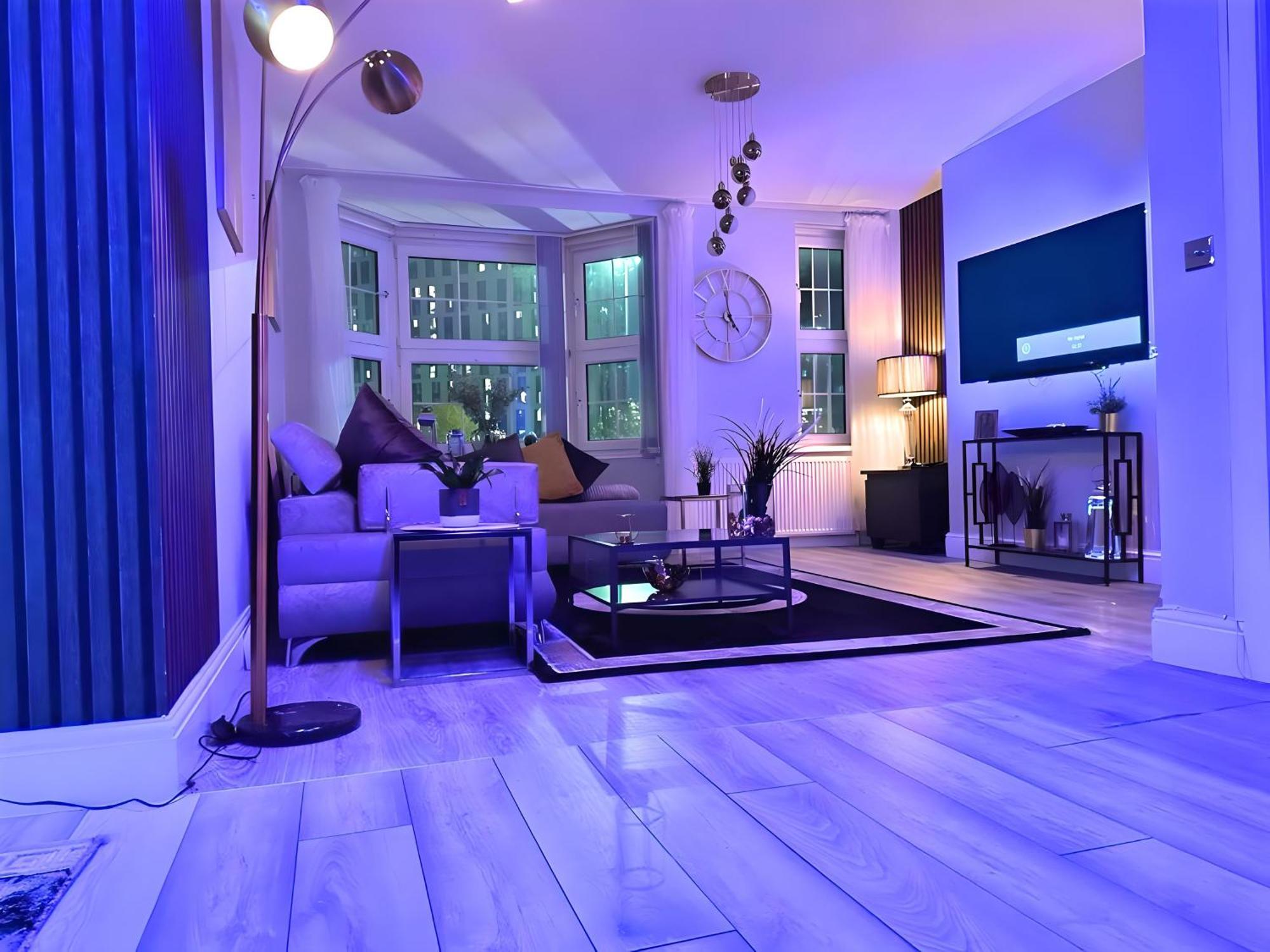 *Luxury 9Ine Lush Jacuzzi Apartment & Balcony* 버밍엄 외부 사진